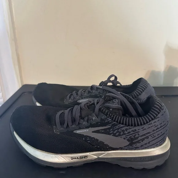 Brooks Shoes Brooks Ricochet Black Grey Sneakers 85 Poshmark